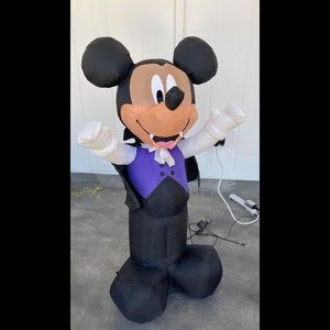 3.5' Ft Tall Halloween Mickey Mouse Dracula LED Lighted Airblown Inflatable